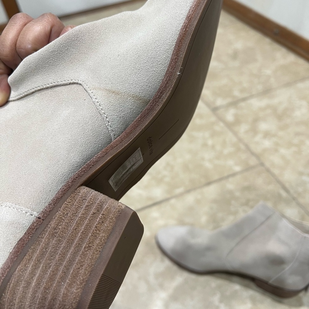 Dolce Vita Suede Cream Ankle Boots Size 10 - Picture 5 of 7